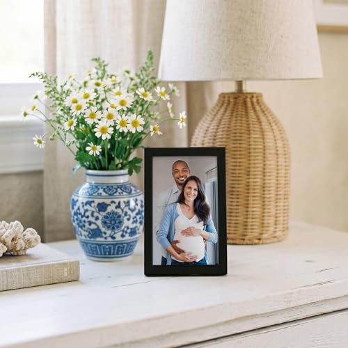 Image of Americanflat 3x5 Picture Frame with Polished Crystal-Clear Glass - Streamline Collection - Thin Border Photo Frame for Tabletop Display - Easel Stand Included - Black