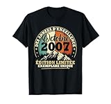 Cette chemise vintage pour le 18e anniversaire est un cadeau cool pour toute personne née en octobre 2007. Cadeau d'anniversaire vintage pour les garçons et les filles lors d'une fête d'anniversaire pour les 18 ans.