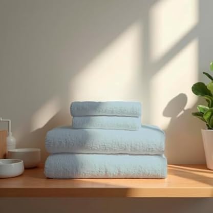TRAMAS+ Premium 700 g 4er-Set Handtücher, 100% Baumwolle, 2 Handtücher 50x100 cm und 2 Badetücher 70x140 cm, extra weich, schnelltrocknend und sehr saugfähig - hellblau