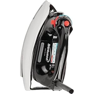 Brentwood Classic Steam/Spray Iron