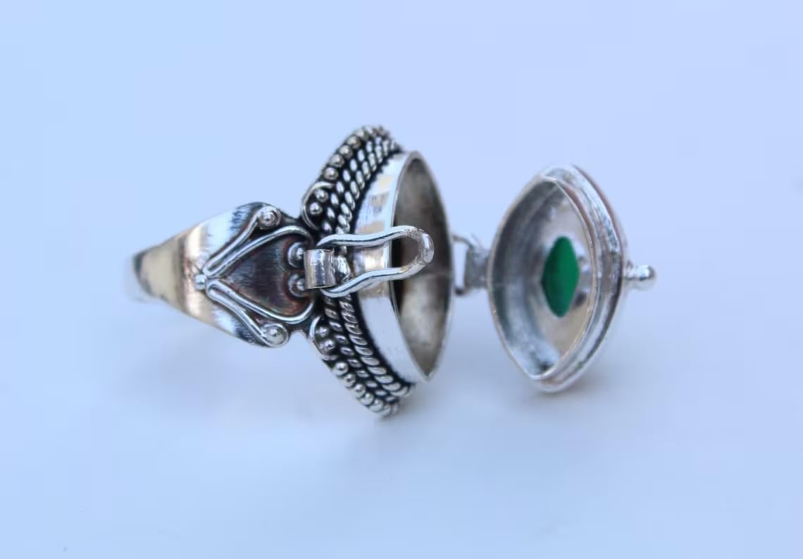 Beautiful Poison Ring For Mother's Day Gift, 925 Silver Plated Rings For Women And Girls With Natural Green Onyx Gemstone Rings For Gift