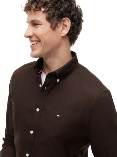 Image of Tommy Hilfiger Men's Long Sleeve Oxford Shirts in Regular Fit, Men's Button Down Shirts, Also Available in Big and Tall
