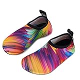 Bequem und sicher: Die weiche, dicke Gummi-Außensohle schützt die kleinen Füße vor Verletzungen.