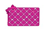 Pochette super glam pour ranger ta tablette 7’’ et l’emporter partout avec toi ! En silicone pour qu’elle s’adapte parfaitement à la tablette Accès facile aux diverses fonctions (touches de navigation, port USB…)