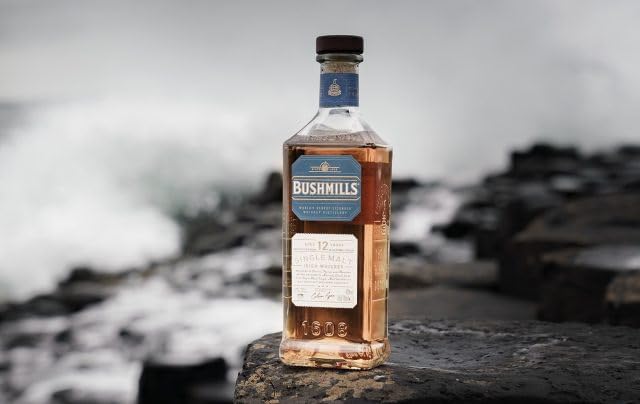 Amazon.co.jp: Bushmills ウイスキー700ml ブッシュミルズ シングル 