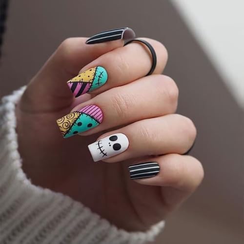 The Nightmare Before Christmas Halloween Press On Nails, Medium Long Taper Square Fake Nails with Jack Skellington & Sally Splicing Pattern, Gothic False Nail Tips for Holiday Party Women Girls