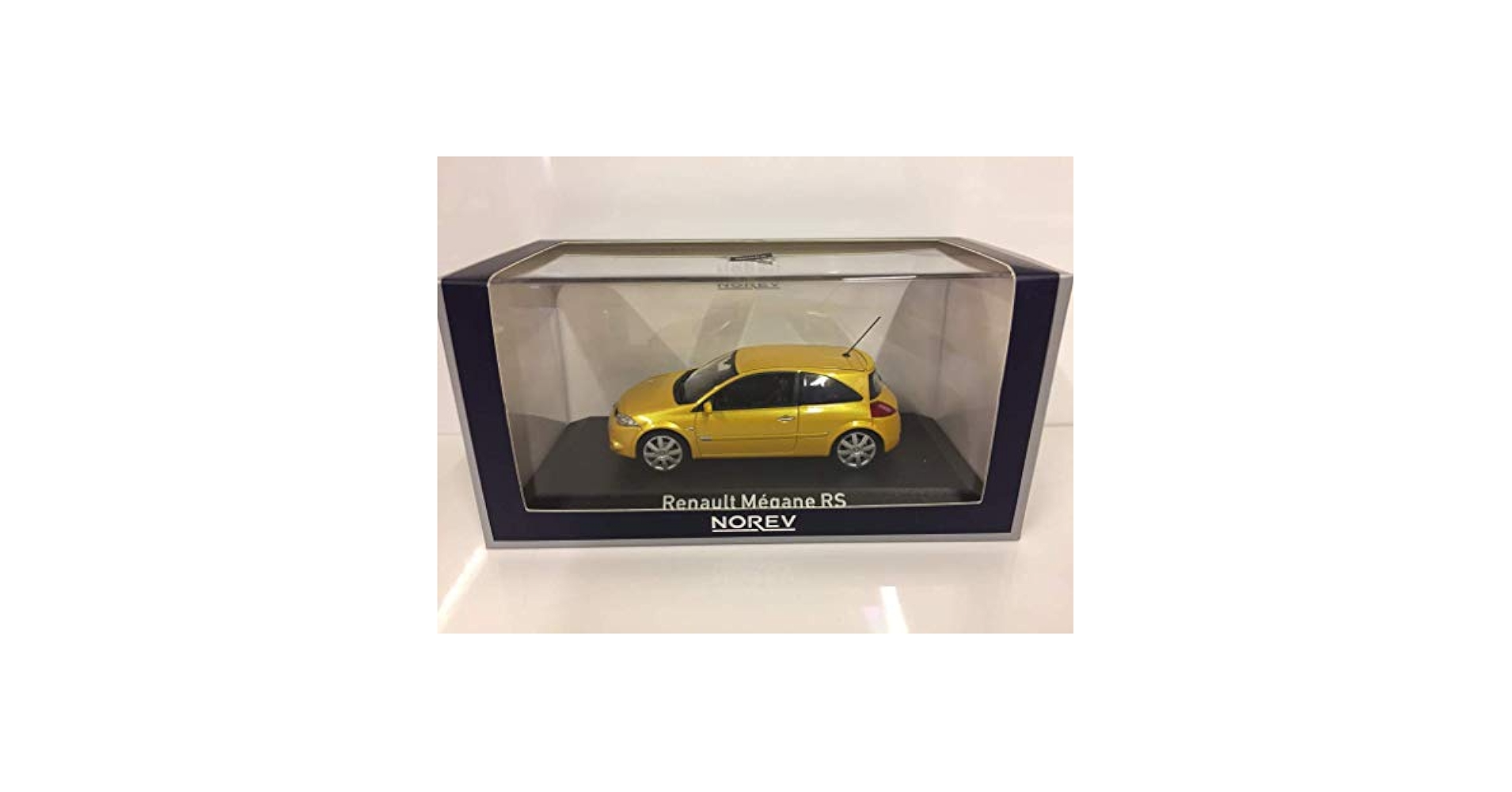 ノレブ 1/43 ルノー メガーヌ RS 2004 シリウス イエロー Amazon | 【NOREV】1/43 ルノー メガーヌ RS 2004 Sirius