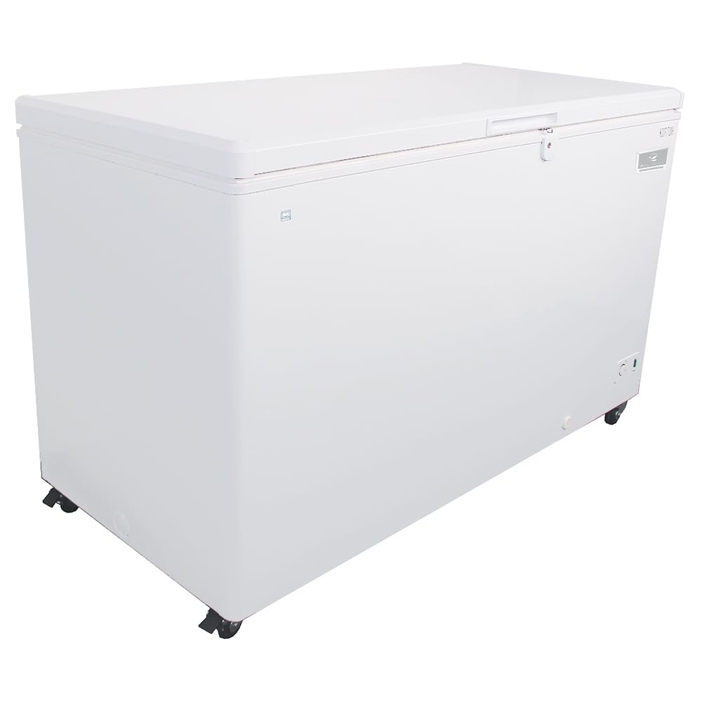 Kelvinator Commercial KCCF170WH 59 1/2" Mobile Chest Freezer w/Wire Storage Basket - White, 115v