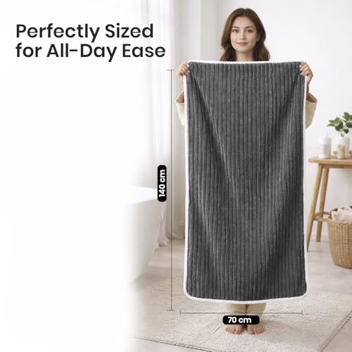 Image of MAXOSHINE Microfiber Towels for Bath-Stripes Bath Towel for Men and Women-Soft Coral Fleece Zero Twist Towel with Hook 400 GSM Quick Dry Super Absorbent-70 x 140 cm (1, Gray)