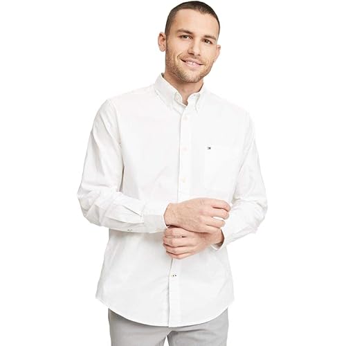 Tommy Hilfiger Men's Long Sleeve Casual Button Down Shirt in Classic Fit