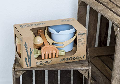 Dantoy - Bio Sandset für Spaß im Freien - Aus Bio-Kunststoff hergestellt - Eimer, Gießkanne, Rechen und Schaufel - Altersgruppe 2+ Jahre