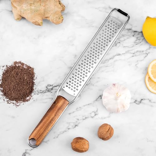 Rallador de Acero Inoxidable con Mango de Madera miniatura 2