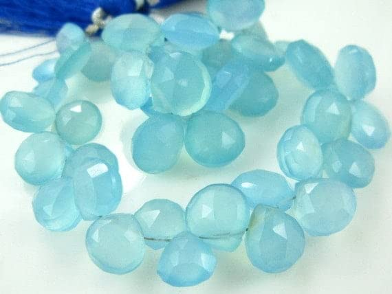 Quartz Chalcédoine Bleue AA en coeurs facettés pour bijoux de luxe