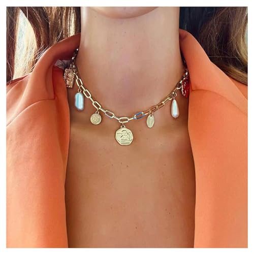 Gold Charm Necklace for Women Charm Necklace Boho Gold Vintage Pearl Head Portrait Square Pendant Necklaces Beach Necklaces Jewelry for Women2