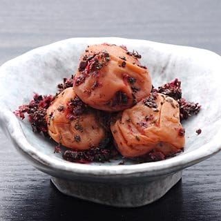 Specialty of Wakayama Ume no Yamaichi Main Store "Bonito Plum 12.3 oz 350 g" *Only Minami Takumi plum from selected farmers from southern Wakayama Prefecture