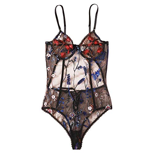 Lingerie sexy femme en dentelle chic et robe broderie dos nu