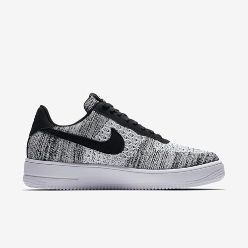 NIKE Men's Sneaker3