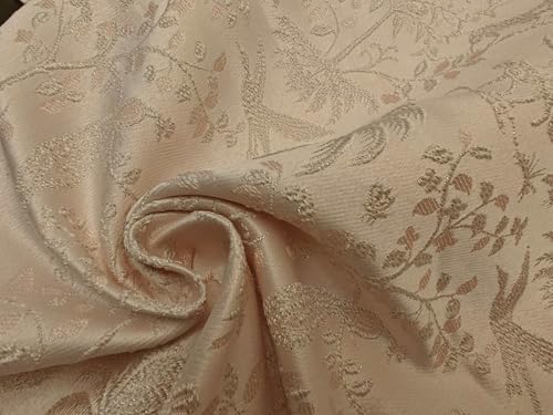 Soie pastel rose brocart jacquard aux reflets d'argent pour des créations inoubliables