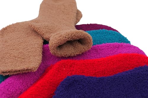 Image of ToBeInStyle Women's Pack of 6 Assorted Style Winter Socks