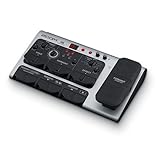 Uscita cuffie con controllo volume dedicato - Funziona per 3,5 ore con quattro batterie AA - Adattatore CA incluso