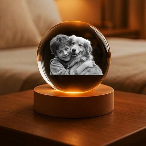 SHENGBEIDZ Bola De Cristal Personalizada Con Foto De Mascota En 3D Y Base Con Luz LED, Regalo De Recuerdo for Los Padres De Los Novios Con Fotos De Mascotas, Decoración De Mesa(Warm Yellow,6cm)