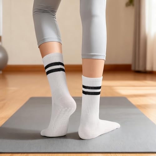 Image of loudashuaiqi Grip Pilates Socks Non Slip Athletic Yoga Socks with Grips for Women Grippy socks for Hospital Workout Barre
