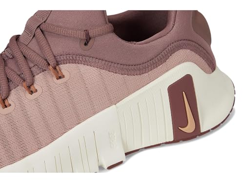 Nike Women's Free Metcon 6 Particle Pink/Metallic Rose Gold/Pale Ivory/Red Sepia 12 Medium - image 8