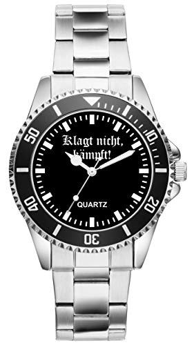 Preisvergleich Produktbild KIESENBERG Klagt Nicht kämpft Geschenk Artikel Idee Fan Uhr 2695