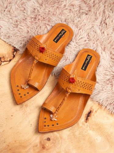 Image of Men's Luxury Handcrafted Genuine Leather Kolhapuri Slippers -C- E43 BROWN