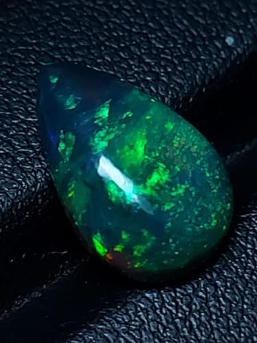 Cabochon opale éthiopienne naturelle AAA aux reflets multi feu