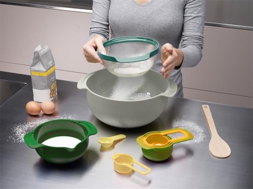 Foto von Joseph Joseph Nest 9 Plus, 9-teiliges kompaktes Lebensmittelzubereitungsset mit Sieb und Siebträger, Messbecher – Opal