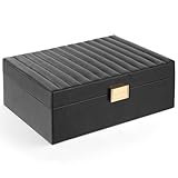 Utilisation polyvalente : Les boîtes à bijoux GIFTURBO offrent la solution parfaite pour l'organisation et la conservation de votre collection de bijoux. Cette boîte à bijoux de voyage est un organisateur de bijoux pour les filles et les femmes qui souhaitent ranger leurs bagues, bracelets et boucles d'oreilles préférés de manière sûre et facilement accessible. Avec sa doublure intérieure douce et son extérieur robuste, cette boîte à bijoux est votre meilleur compagnon pour les courts voyages ou au quotidien.