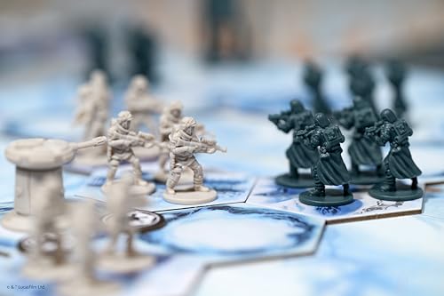 Days of Wonder, Star Wars Battle of Hoth – Strategisches Brettspiel für 2-4 Spieler ab 8 Jahren – mit 74 Miniaturen & 17 Szenarien – Imperium vs. Rebellen – Familien- & Kennerspiel – Bild 6