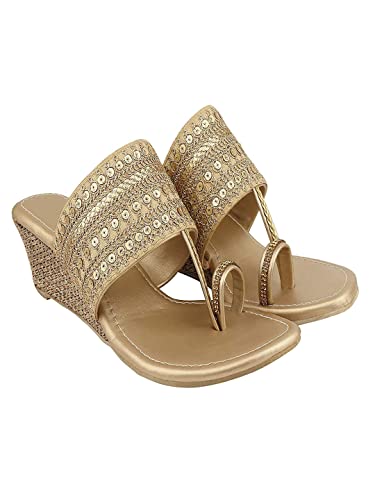 Image of Shoetopia Women's Wedge Heel Kolhapuris