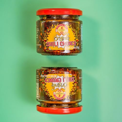 TUTTOCALABRIA Chili Crisp, Chili Crunch, Crunchy Hot Calabrian Chili Peppers in Extra Virgin Olive Oil, Great on Pasta, in Soups, Sanwhiches and more, Product of Italy, 6.5 oz (185 g)