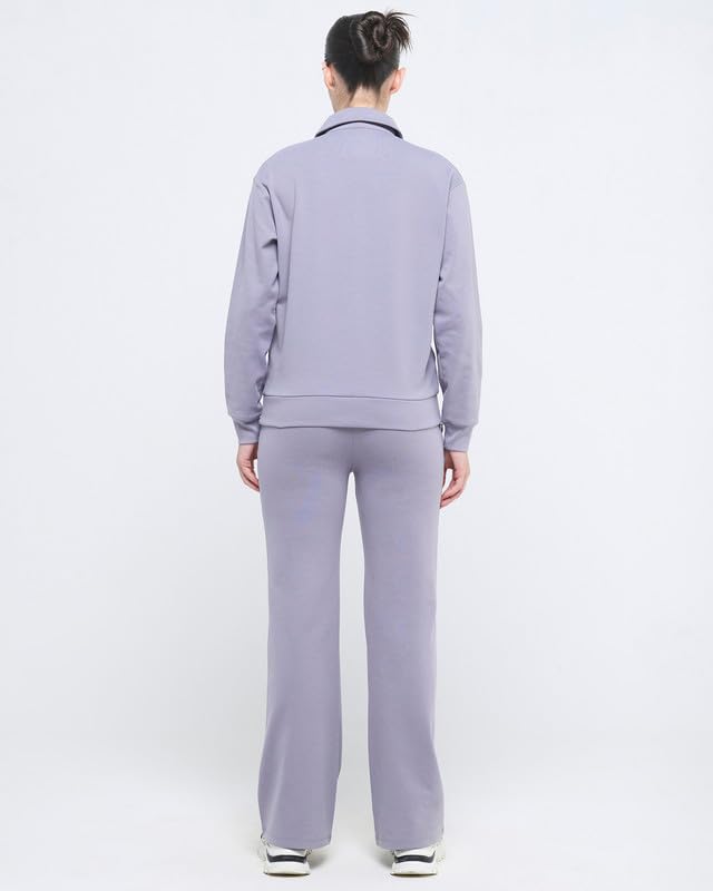 Image of HUNNIT Essential Flare Pants for Women with Zip Pockets | Mid Waist Solid Cotton Tapered Flare Pants | Bootcut Flared Trousers with Wide Elastic Waistband | Relaxed Fit Flared Trouser