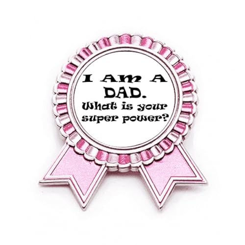 Broche Super Power pour costume : sublimez votre style lors des fêtes familiales