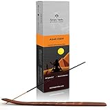Una mezcla perfecta de Aroma con una nota base de madera elaborada por Simply Vedic Experts.