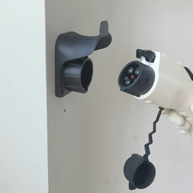 Amazon | VOMIREL EV充電器ホルダー ケーブルホルダー 日産 サクラ B6
