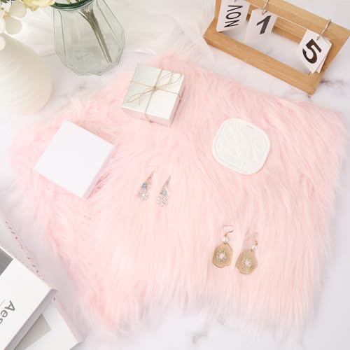 Tapis de casier moelleux rose pour protéger les fournitures