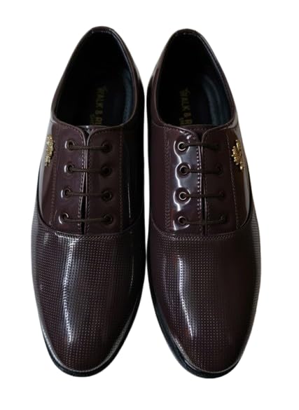 Image of WALK & RUN SHOES Men's Original Leather Lace-Up Chukka Boots | Stylish & Durable Formal & Casual Wear Boots