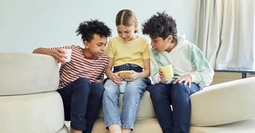 Digitale e infanzia: quando lo schermo diventa un rischio