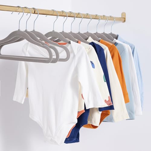 Amazon Basics AQ-K0012 Kids Velvet, Non-Slip Clothes Hangers thumb #4