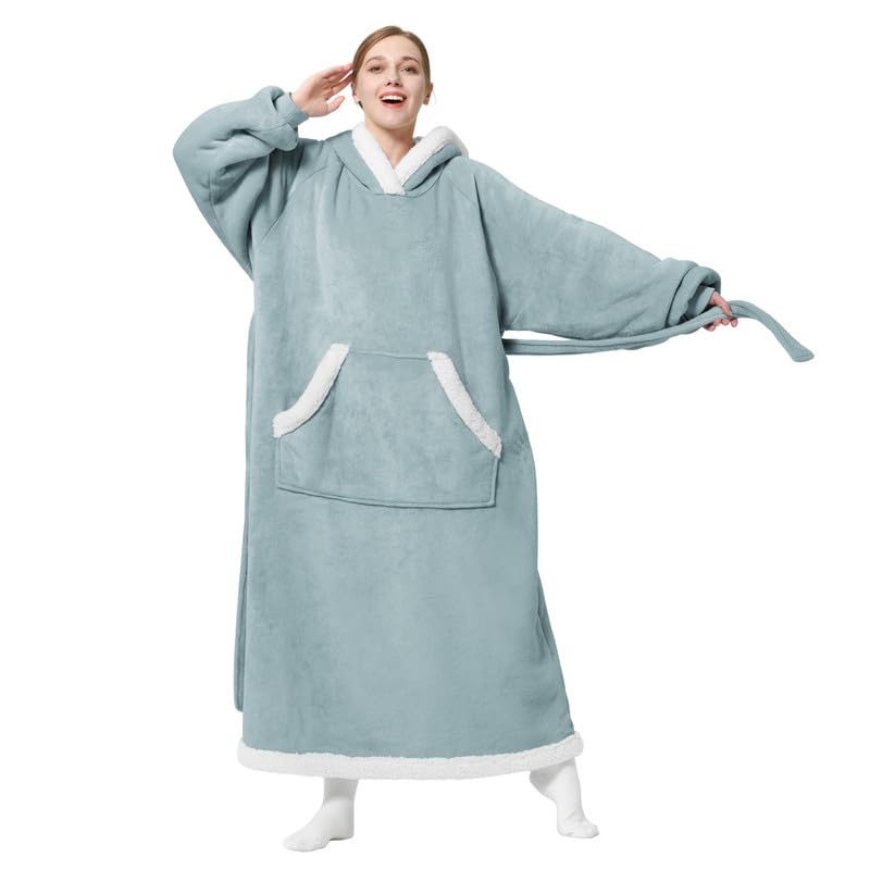 Amazon.com: Bedsure Wearable Blanket Hoodie Women - Long Sherpa Hooded  Blanket for Adult Women Men, Warm Cozy Blanket Sweatshirt with Giant Pocket  and Belt, Winter Gifts for Girlfriend Mom, Standard, Light Green :