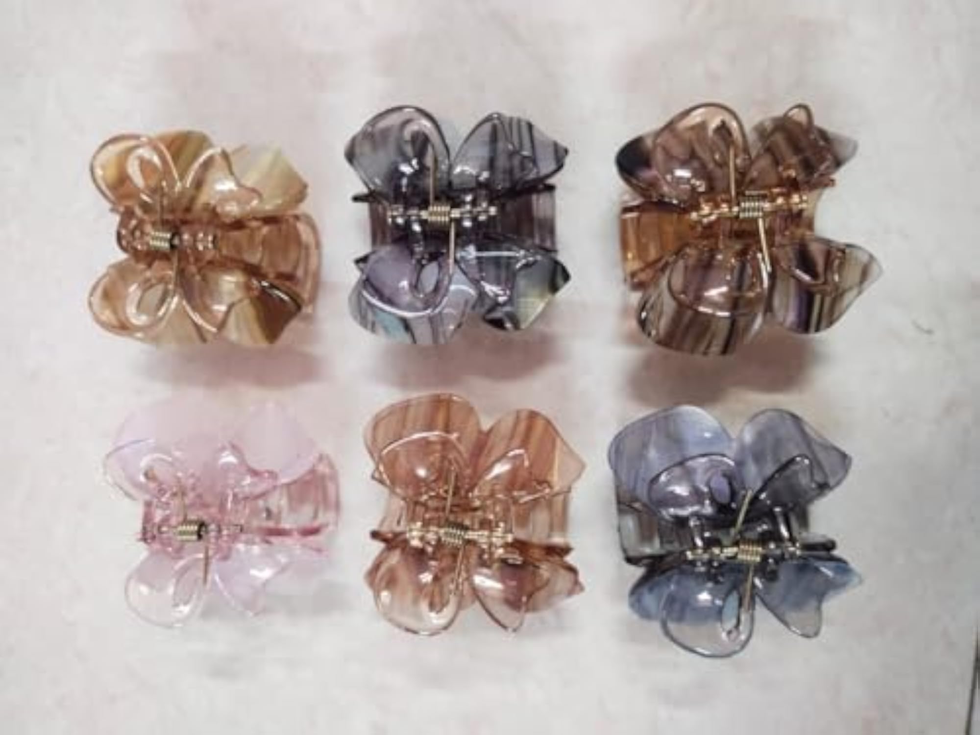 Pack of 2 Jumbo Bow Claw Clips, Random Colours