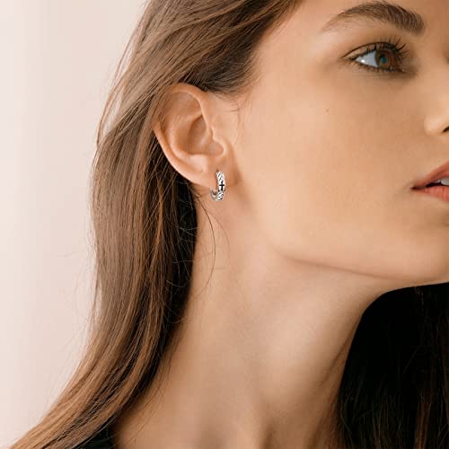 Small Hoop Earrings for Men Women 925 Sterling Silver Huggie Earrings Men Hypoallergenic Earring for Sensitive Ears3