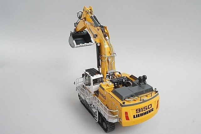 Amazon.co.jp: WSI 1/50 LIEBHERR リープヘル R9150B 油圧ショベル