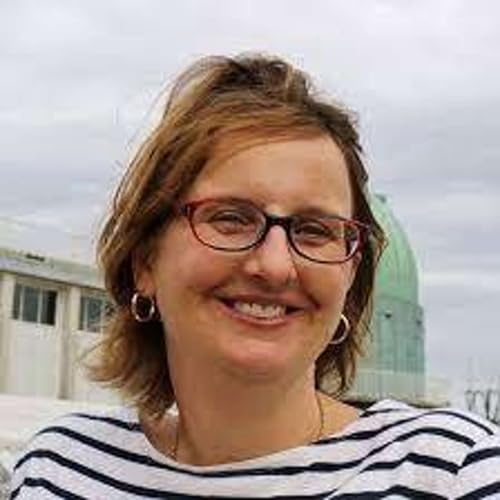 Dr Kathy Romer, Professor at the university of Sussex Podcast Por capa