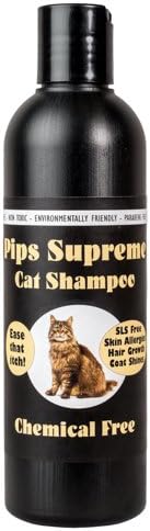 Pips Supreme Cat Shampoo 250ml. Will ease itching & remove dirt & grime and assist in removing soft bodied insects from the fur.