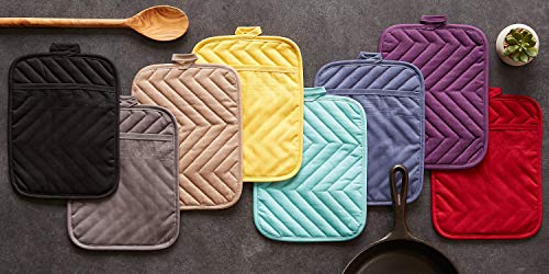 Dii CAMZ12078 Heat Resistant Quilted Cotton Pot Holder Set thumb #5